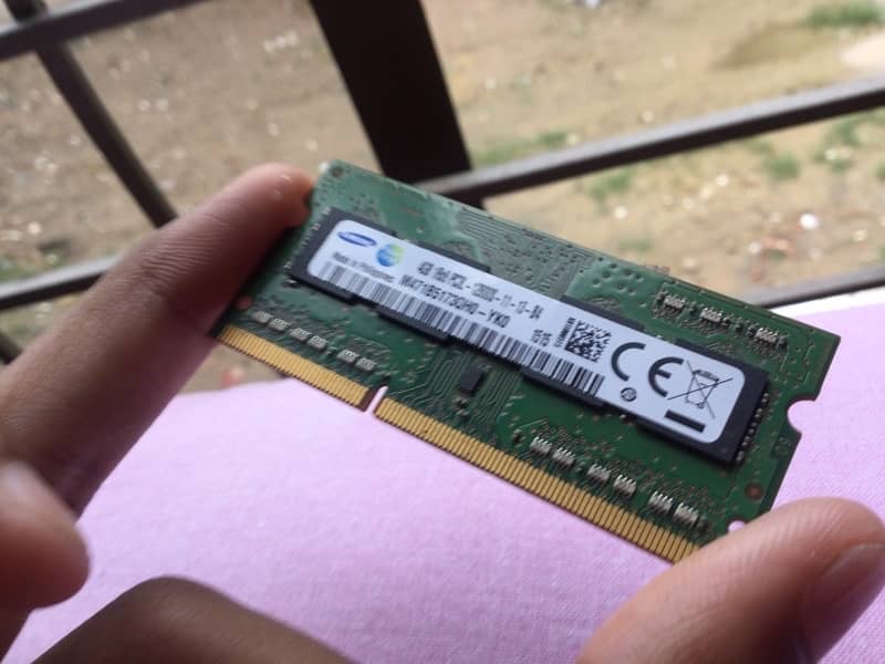 LPDDR3 8 GB RAM SAMSUNG SALE 4x2 2