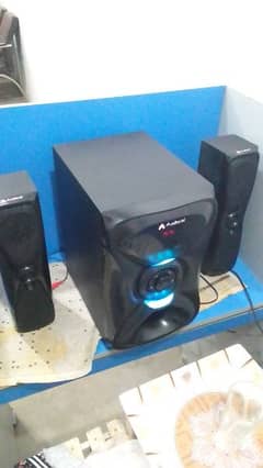 Audionic R -30 Amplifier with super Bass sound