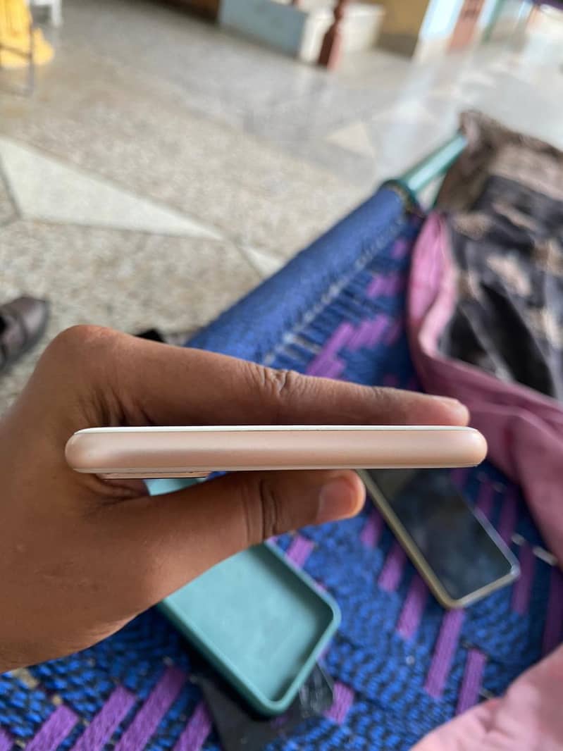 iPhone 8 Plus 64gb pta approved 3