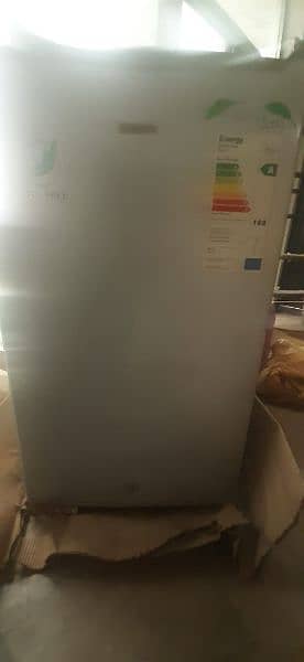 Room refrigerator. slightly used. Excellent cooling. 1