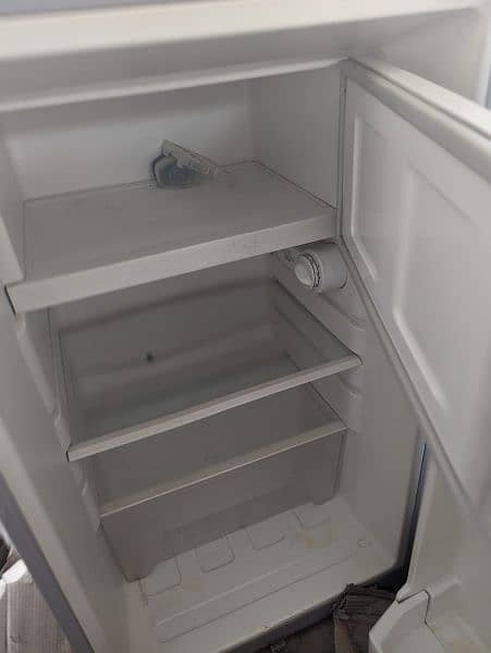 Room refrigerator. slightly used. Excellent cooling. 6