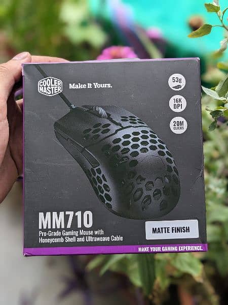 Cooler master MM710 Gaming Mouse 0