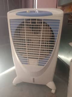 Room Cooler In Vip Condition