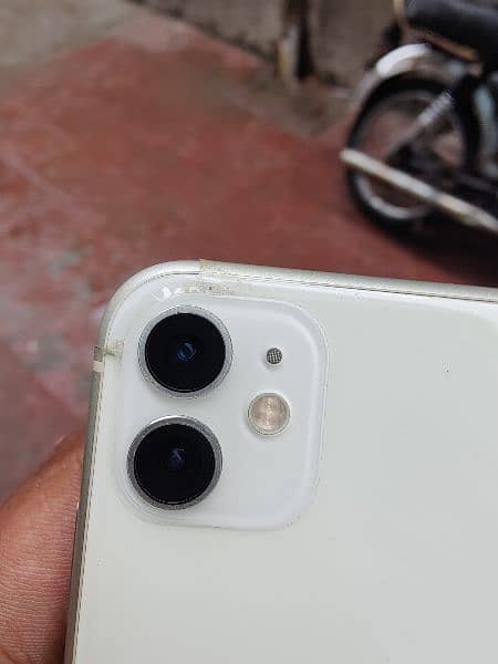 iPhone 11 64gb condition 10by9.5 7