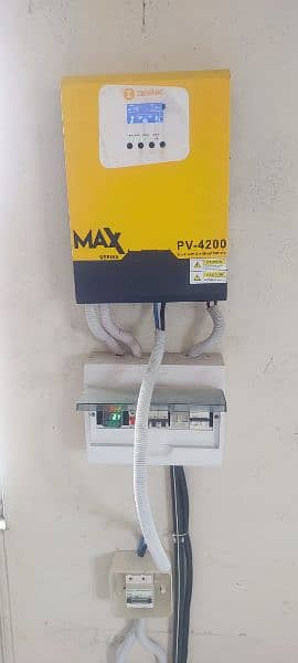 SOLAR HYBRID INVERTER - MAX - PV4200 3.2 KVA - ZIEWNIC 0
