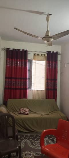 50 Sq. Yards Beautiful Flat 1st Floor Available For Sell 0