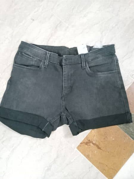 Export Quality Women Denim Short Availbale For Sale 13