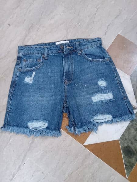 Export Quality Women Denim Short Availbale For Sale 18