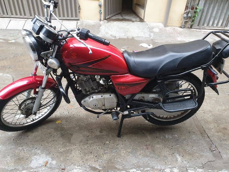 suzuki GS 150cc bike 1