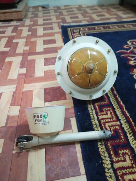 pak Fancy fan behtreen original real pak fan baimsal  Sirf 75 wat leta 1