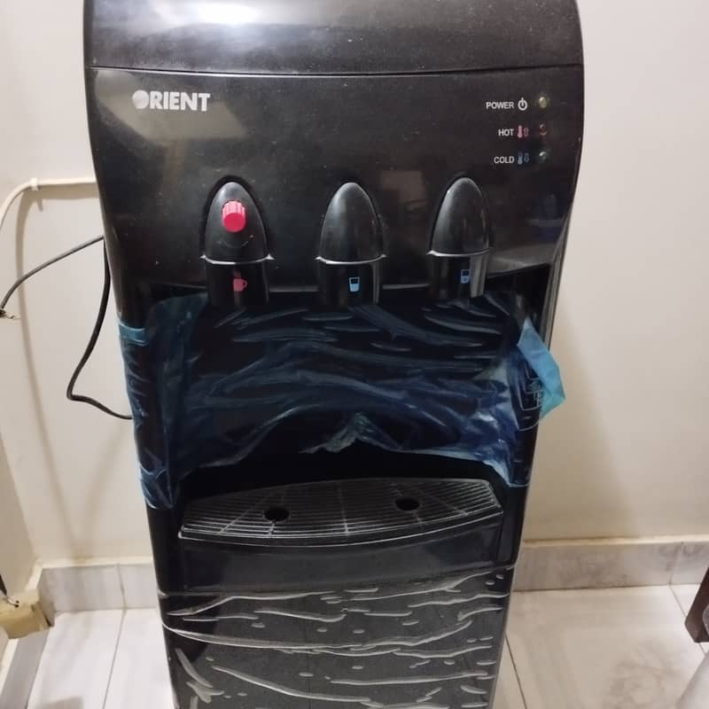 Orient water dispenser - almost new 2