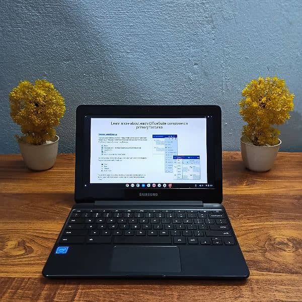 Samsung Chromebook With Play Store 10