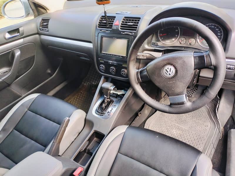 Volkswagen Golf 2008 4