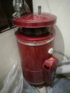 GAYSER RED COLOR FOR SALE CONDITION 10/10