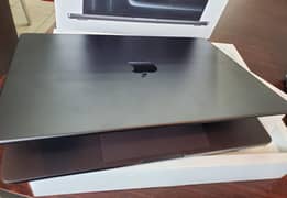 MacBook Pro 14” M3 Pro Ram 18 SSD 512 Apple Warranty 0