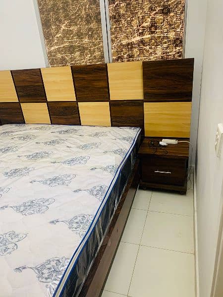 Wooden bed set 3