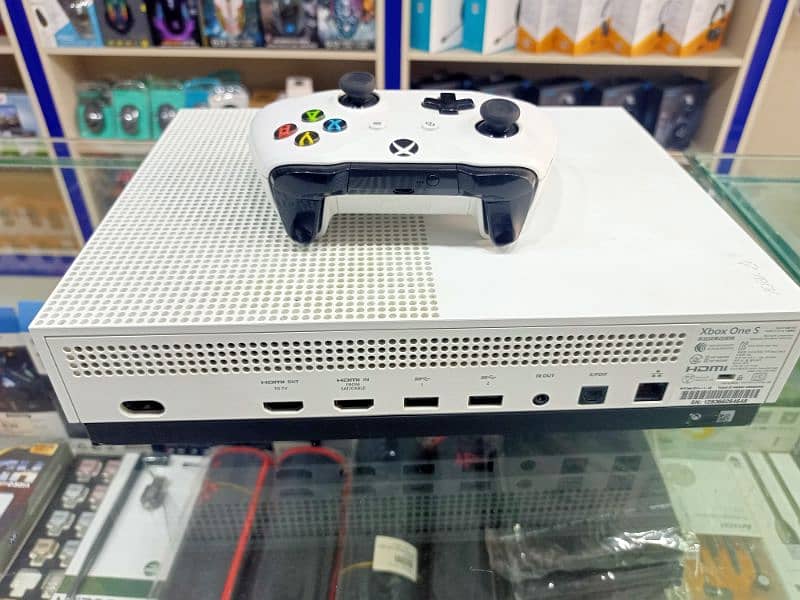 Xbox one s 1 tb 3 month warranty 1