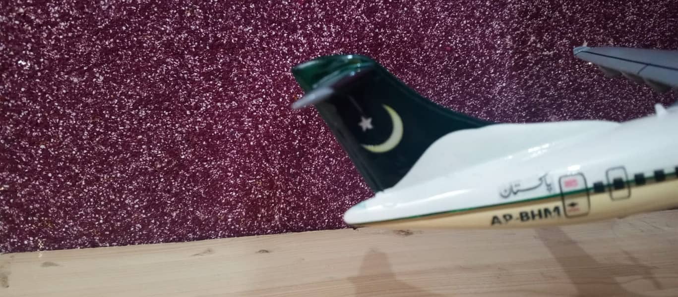 Aircraft Model pakistan international Airline Model 4