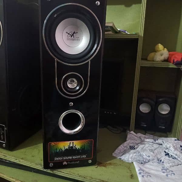 adunic speaker 1