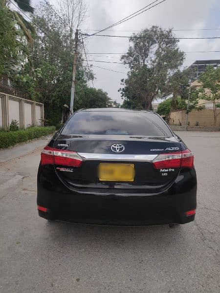 Toyota Corolla Altis 2017 1