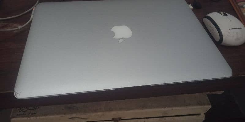 apple MacBook Air 0