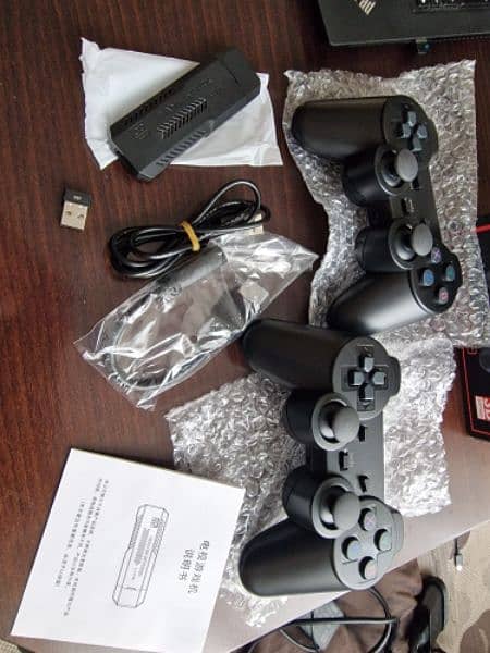 NEW SUPER X2 + GAME STICK  37,000+Games 2