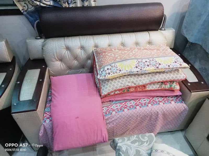 6 seater sofa set plus Dewan 1