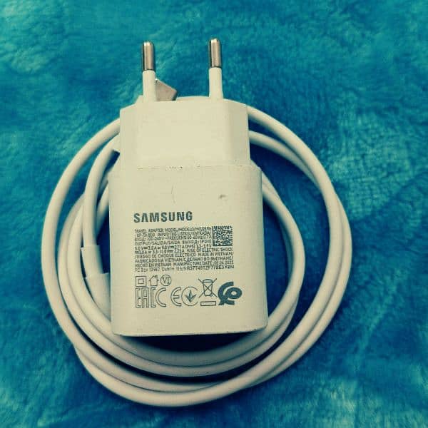 100% original Samsung Super Fast 25watt Mobile Charger 03008010073 0