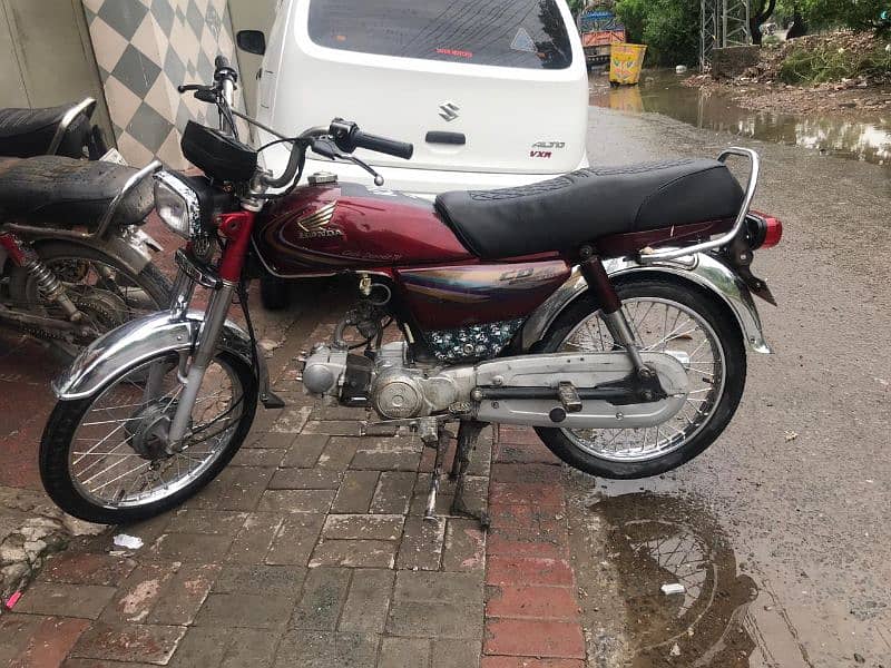 Honda cd 70 2015 modle neat and clean for sale and exchange with mobil 0