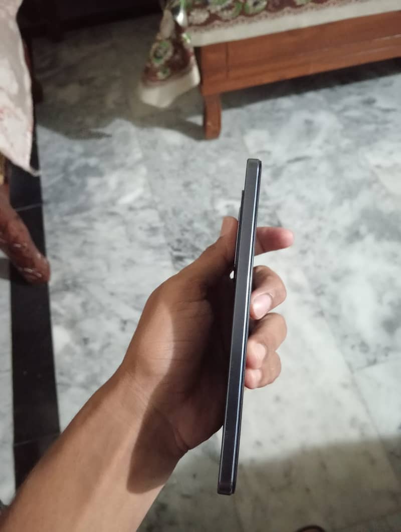 Vivo V27e 2