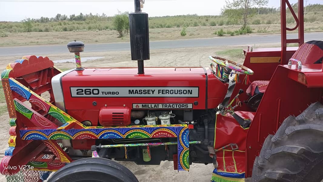 Tractor Massey Ferguson 260 Model 2018 13