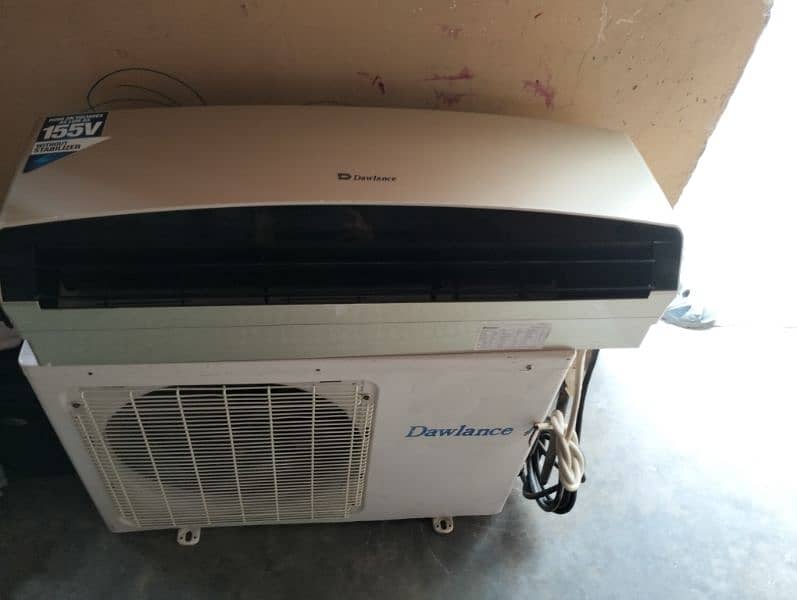 Dawlance 1.5 non inverter split ac genuine condition 5