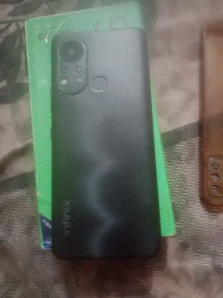 Infinix Hot 11S 4/128 With Box And Charger 3