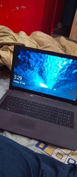 Hp 250 G7 Notebook laptop 1