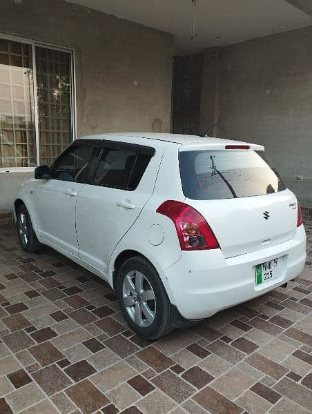 Suzuki Swift 2017 prime condition 14