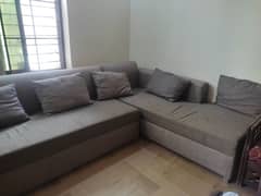 L Shaped 6 Sitter Sofa.