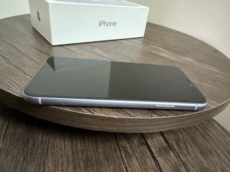 Iphone 11 64GB PTA Approved (Box + Accessories) 2
