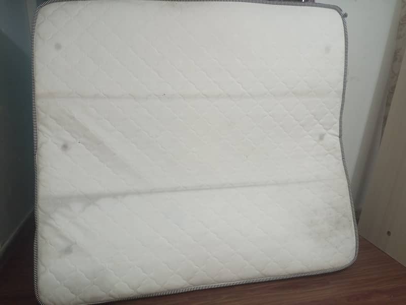 Imported King size bed with matress 3