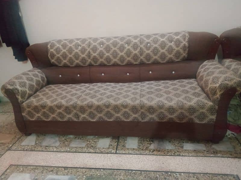 five seetar sofa one month use 0