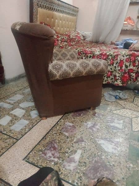 five seetar sofa one month use 3