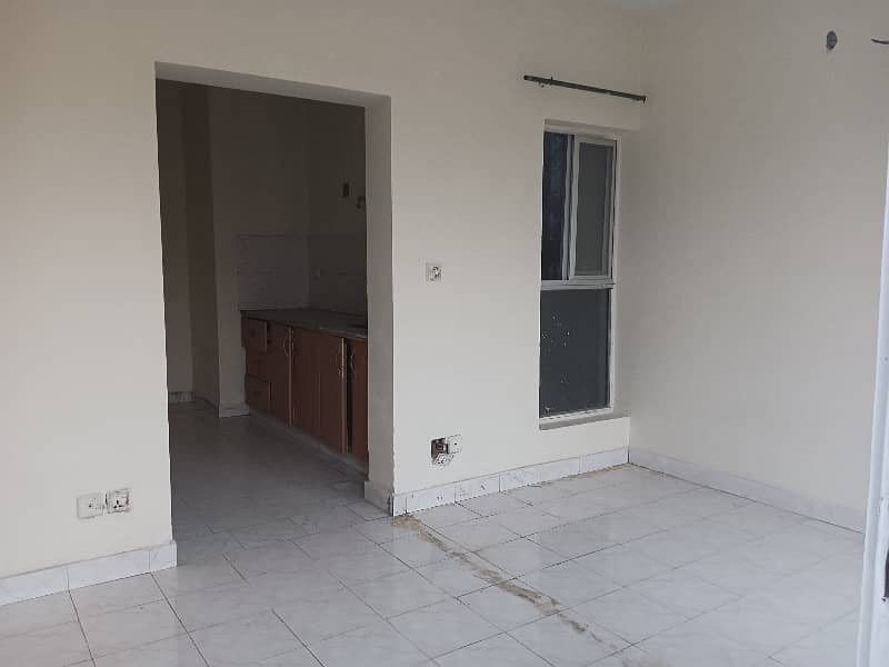 Apartment Available For Rent in Eden Abad 2