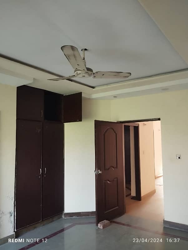 Upper Portion Available For Rent 10