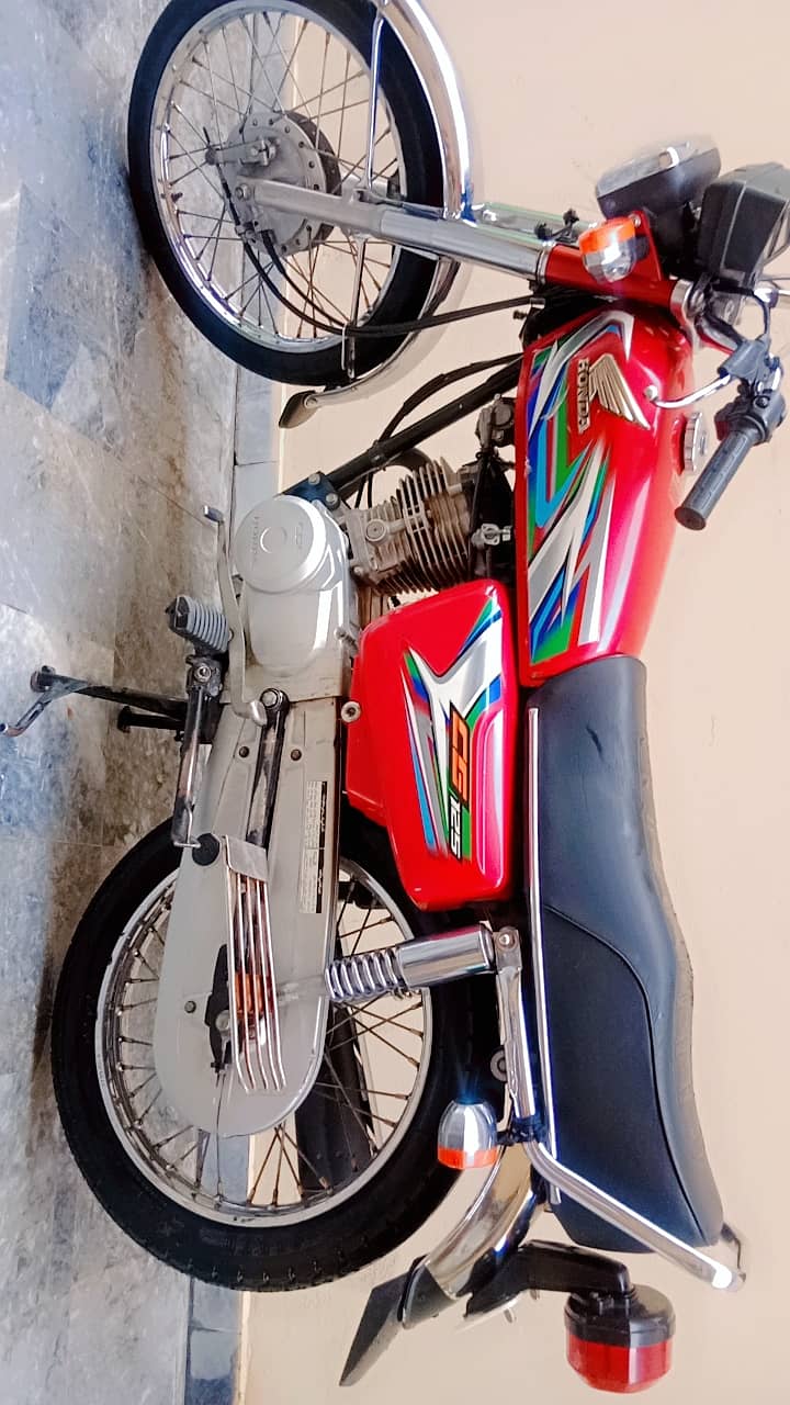 Honda CG 125 2023 0