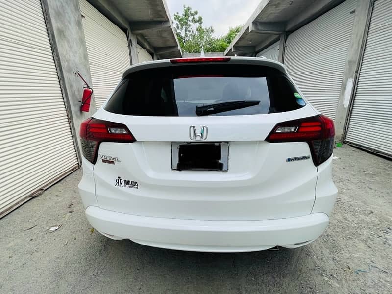 Honda Vezel 2015 hybrid Z Sensing 1