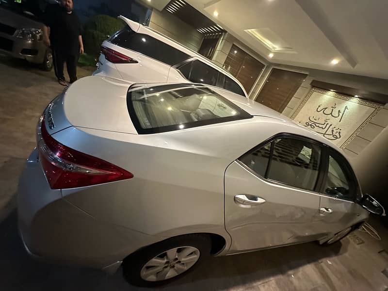 Toyota Altis Grande 2017 3