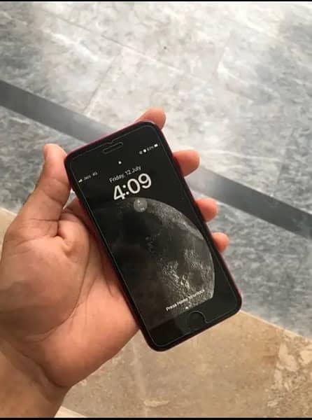 iPhone 8 red Foctory unlock 2