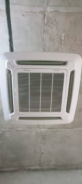 Daikin Inverter caset 2 Ton 0