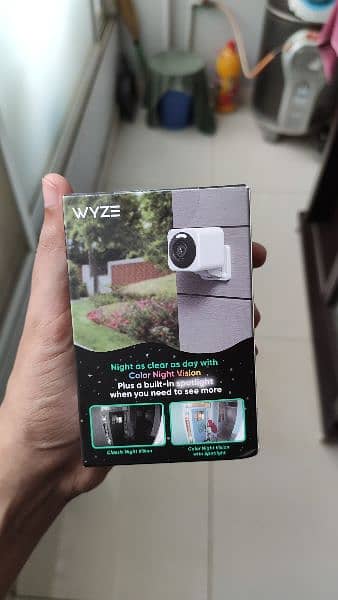 Wyze Cam v4 - 2K IP Camera (Brand New) 2