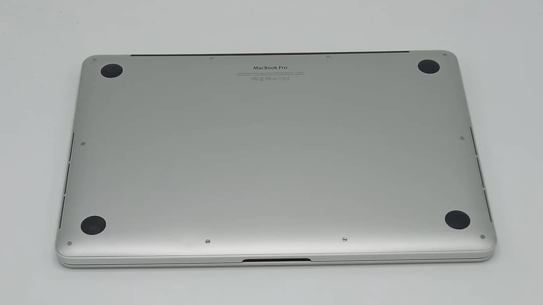 Macbook Pro 2015 with Damage Screen from right side 3