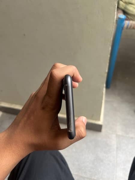 iPhone 11 non PTA jv 64GB 1